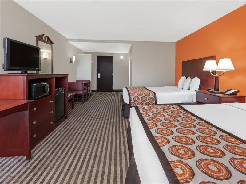 Howard Johnson By Wyndham Arlington Ballpark / Six Flags Exterior foto